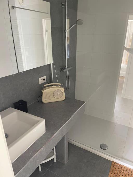 Recent En Lichtrijk Duplex-Appartement Te Wenduine Esterno foto